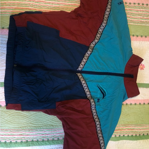 Vintage windbreaker jacket - Picture 2 of 8